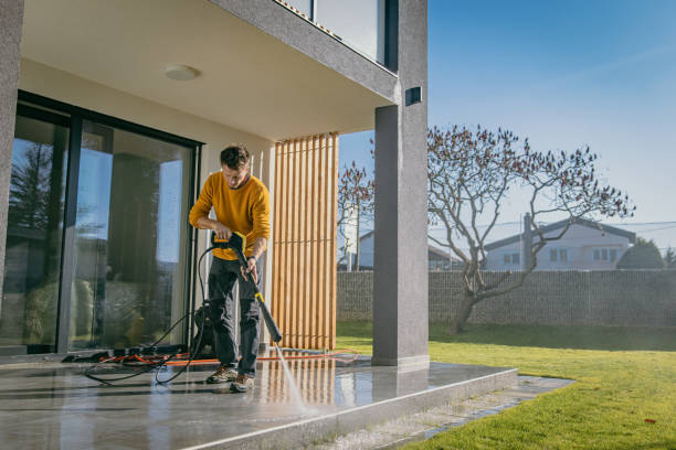 Animal Enclosure Cleaning in Circle Pines, MN